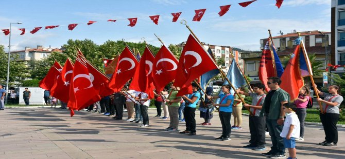 30 Ağustos Zafer Bayramı Edremit'te törenlerle kutlandı