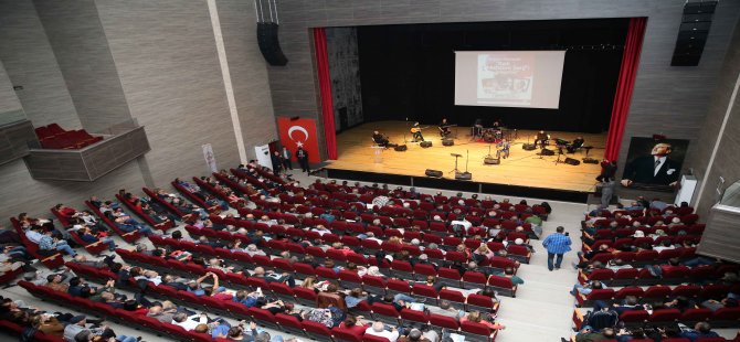 Âşık Mahzuni Şerif, Karşıyaka’da Anıldı