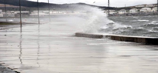 Meteorolojiden Aliağa’ya Kuvvetli Fırtına Uyarısı