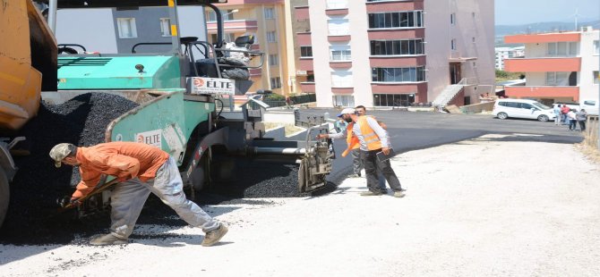 Aliağa Belediyesi’nin Asfaltlama Çalışmaları Tüm Hızıyla Sürüyor