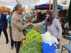 Salı Pazarı Yeni Yeri Çilek Sokakta Kuruldu