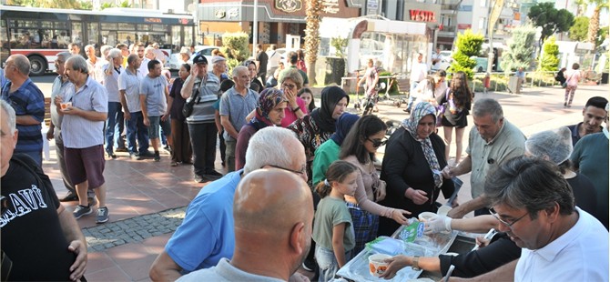 MHP Aliağa Teşkilatından Aşure Hayrı