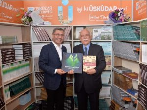 Üsküdar’da Kitap Kokusu Boğaz Kokusuna Karışıyor