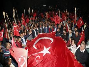 Çiğli’de Cumhuriyet Yürüyüşü