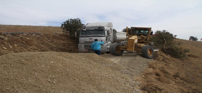 Mahallelerin Yol Sorunları Ortadan Kalkıyor