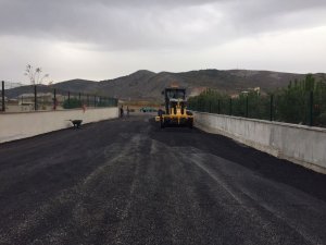 Okullar Bölgesi’nde Asfalt Çalışması