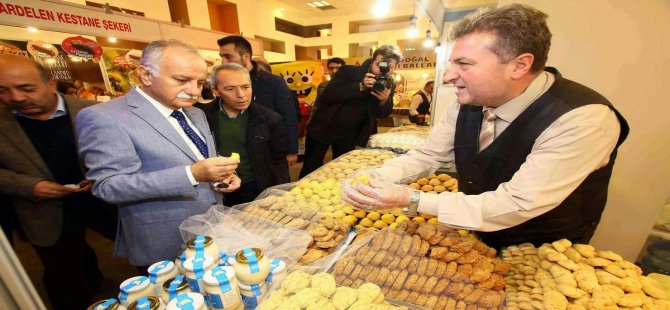 Hediyelik Eşya Fuarı Bayraklı'da Kapılarını Açtı