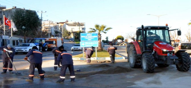 Dikili Sokaklarında Temizlik Seferberliği