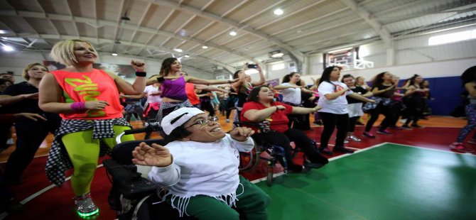 Nadir Hastalıklara Karşı Zumba