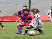 Bayraklı'da Şehit Anısına Futbol Turnuvası